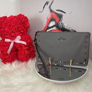 Coach RARE Prairie Rivets Large Gray Wristlet Clutch